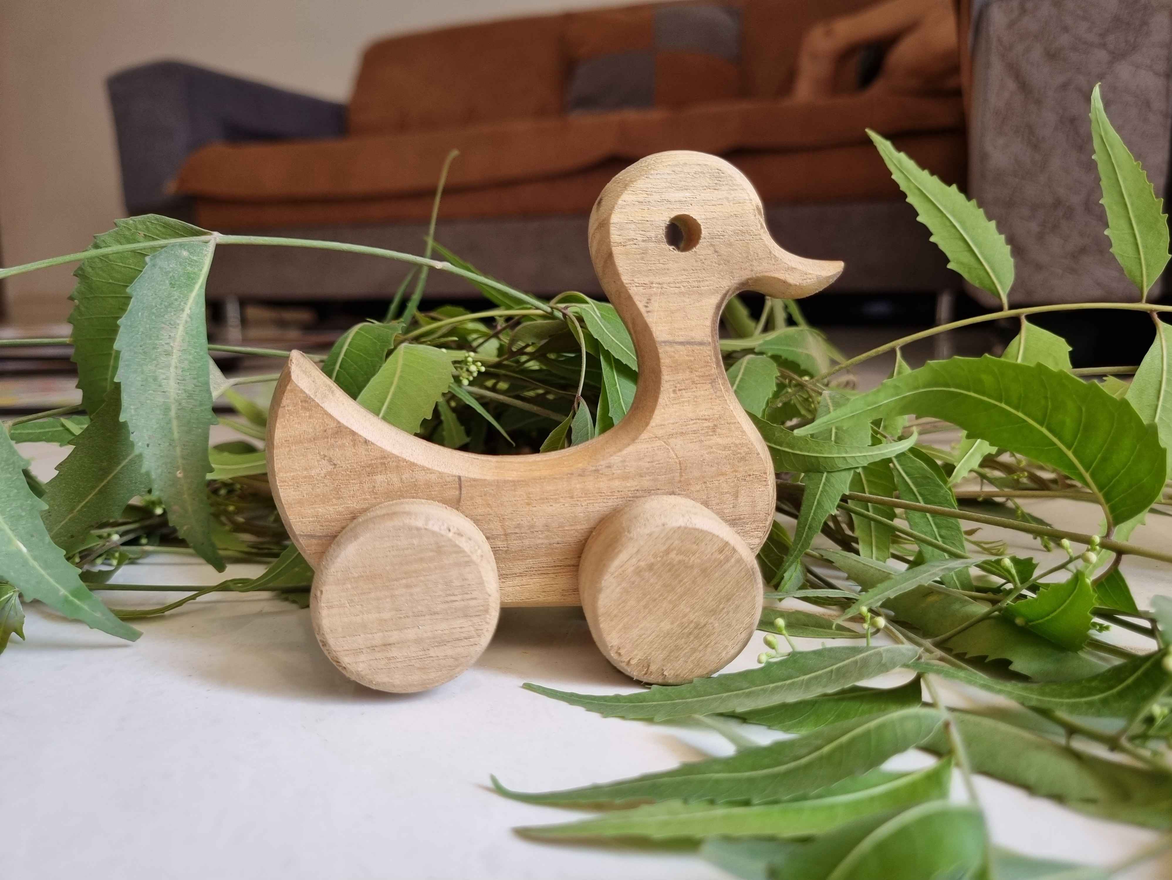 Neemwood Duck Roller 🦆🌿